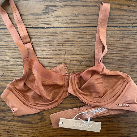 SKIMS Demi Bra - Picture 1 of 2